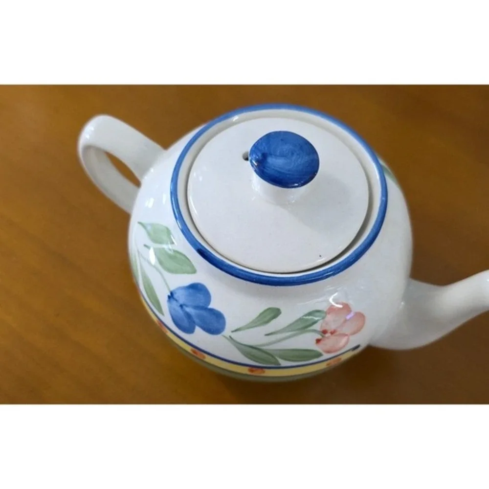 Springtime‎ by Housewares colorful teapot Floral pattern